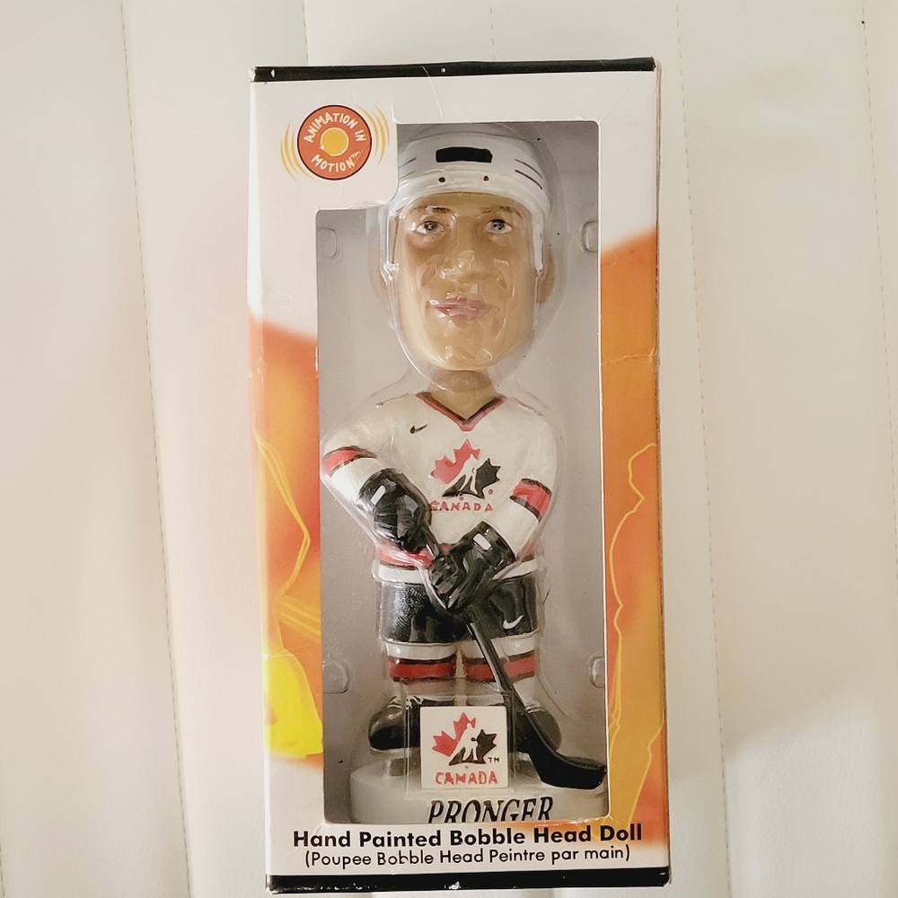 Hand Painted Bobblehead Pronger 2001Team Canada Hockey